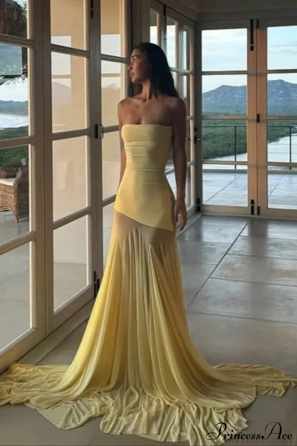 Solid Color Slim Fit High Waist Off-Shoulder Bandeau Maxi Dress image 3
