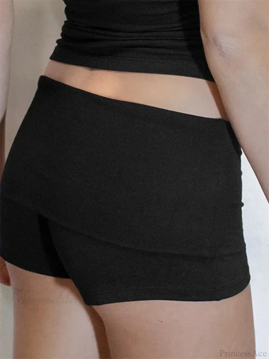 Solid Elastic Low Waist Short image 3