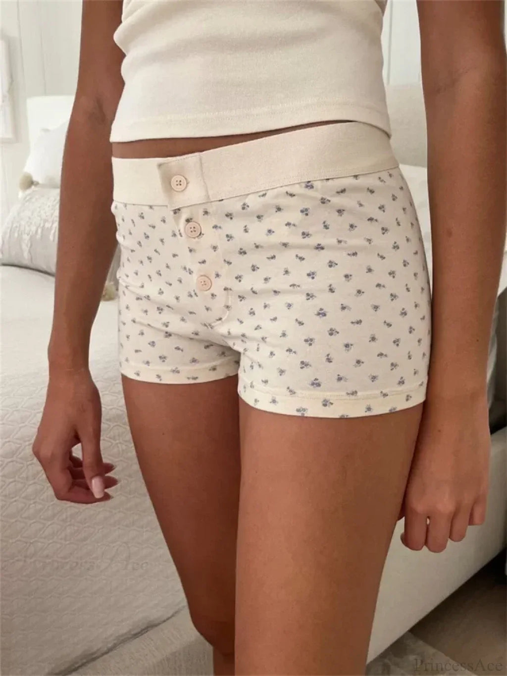 Solid Heart Print Elastic Short image 9