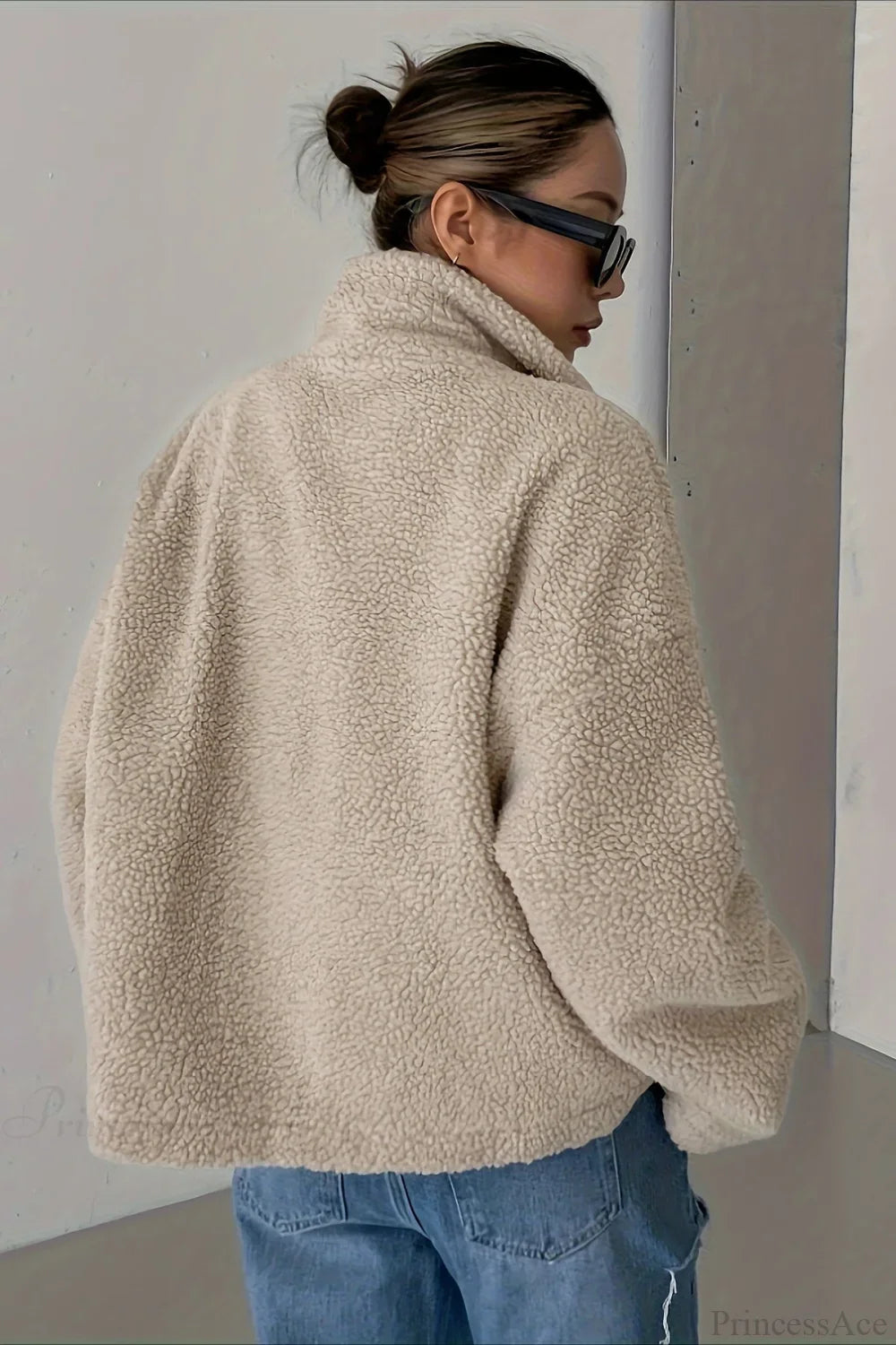 Solid Relaxed Shearling High Neck Jacket image 5