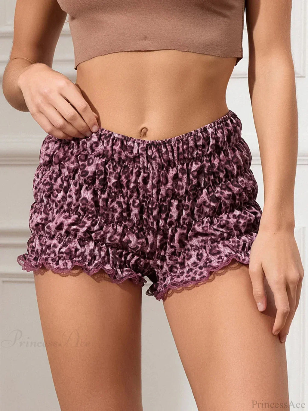 Spotted Pattern Stretchy Short image 2