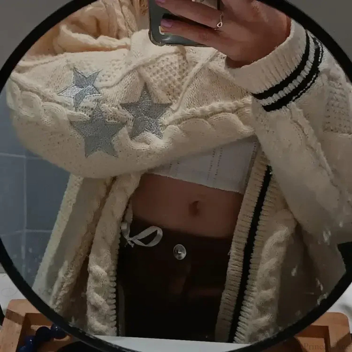 Star Embroidery Knit Button-up Cardigan image 3