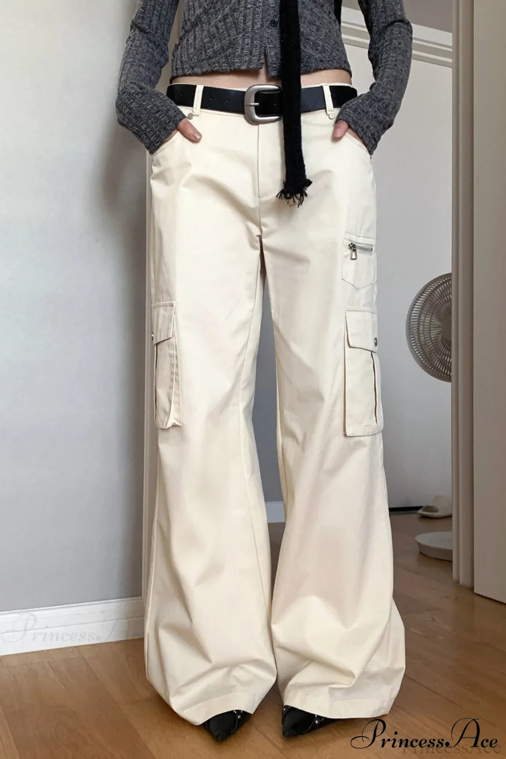 Straight-Leg Multi-Pocket High-Waisted Cargo Pants image 1