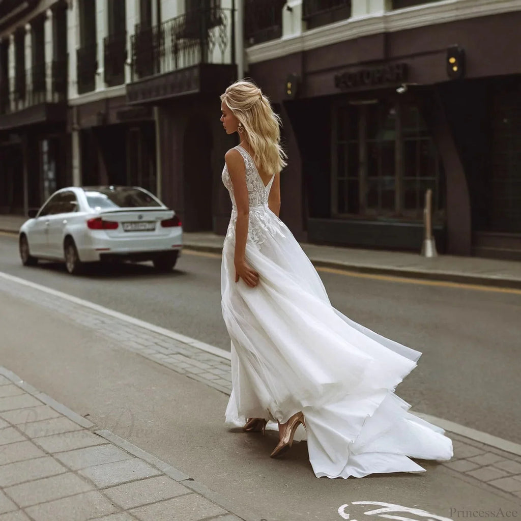 Strapless Bowknot Satin Wedding Dress image 4
