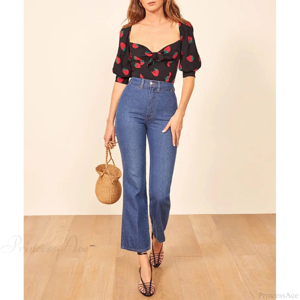 Strawberry Print Sweetheart Neck Slim Smocked Puff Blouse image 3