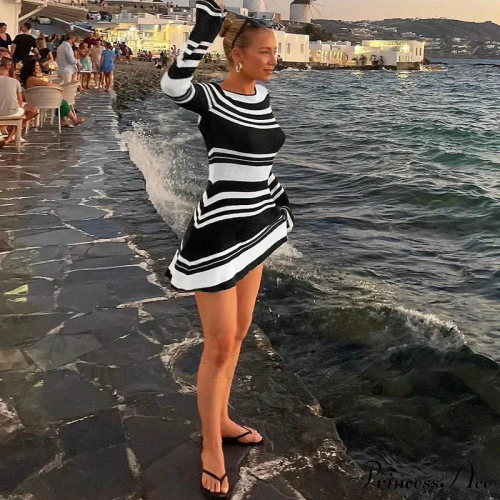 Striped Backless Flare Sleeve Mini Dress image 5