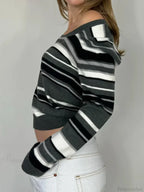 Striped Loose O-Neck Long Sleeve Knitted Pullover Sweater image 1