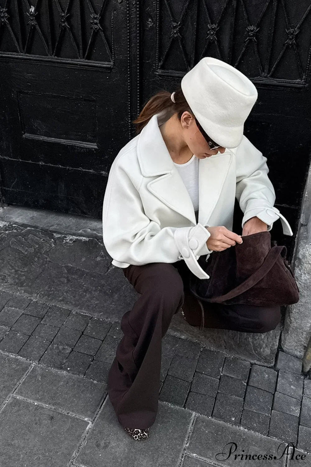 Stylish Notch-Lapel Loose Wool Short Coat image 5