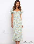 Summer Beach Sweet Dress with Puff Sleeves and Ruffles image 2