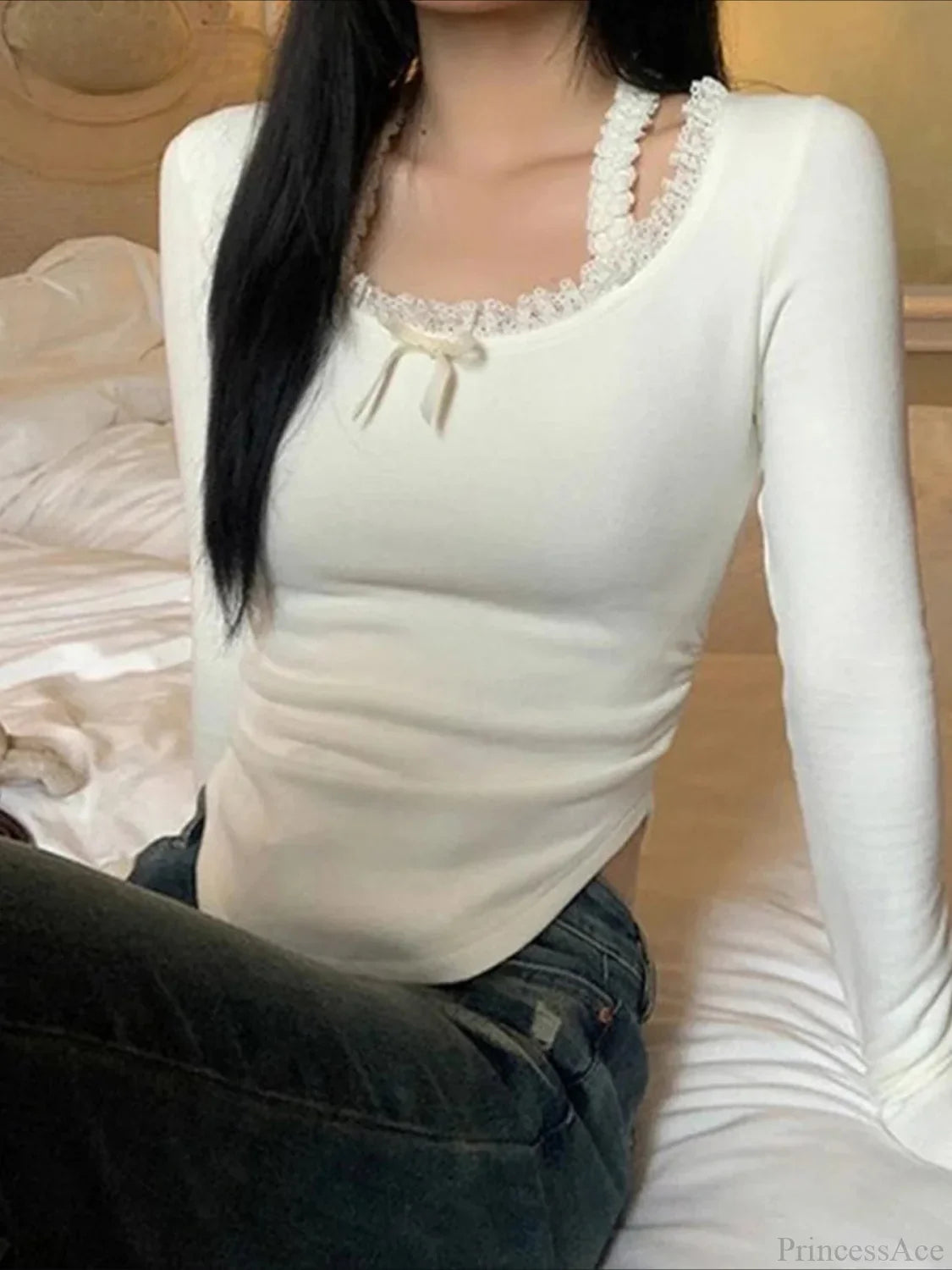 Sweet Lace Trim Halter Cropped O-Neck Long Sleeve Knit Top image 1