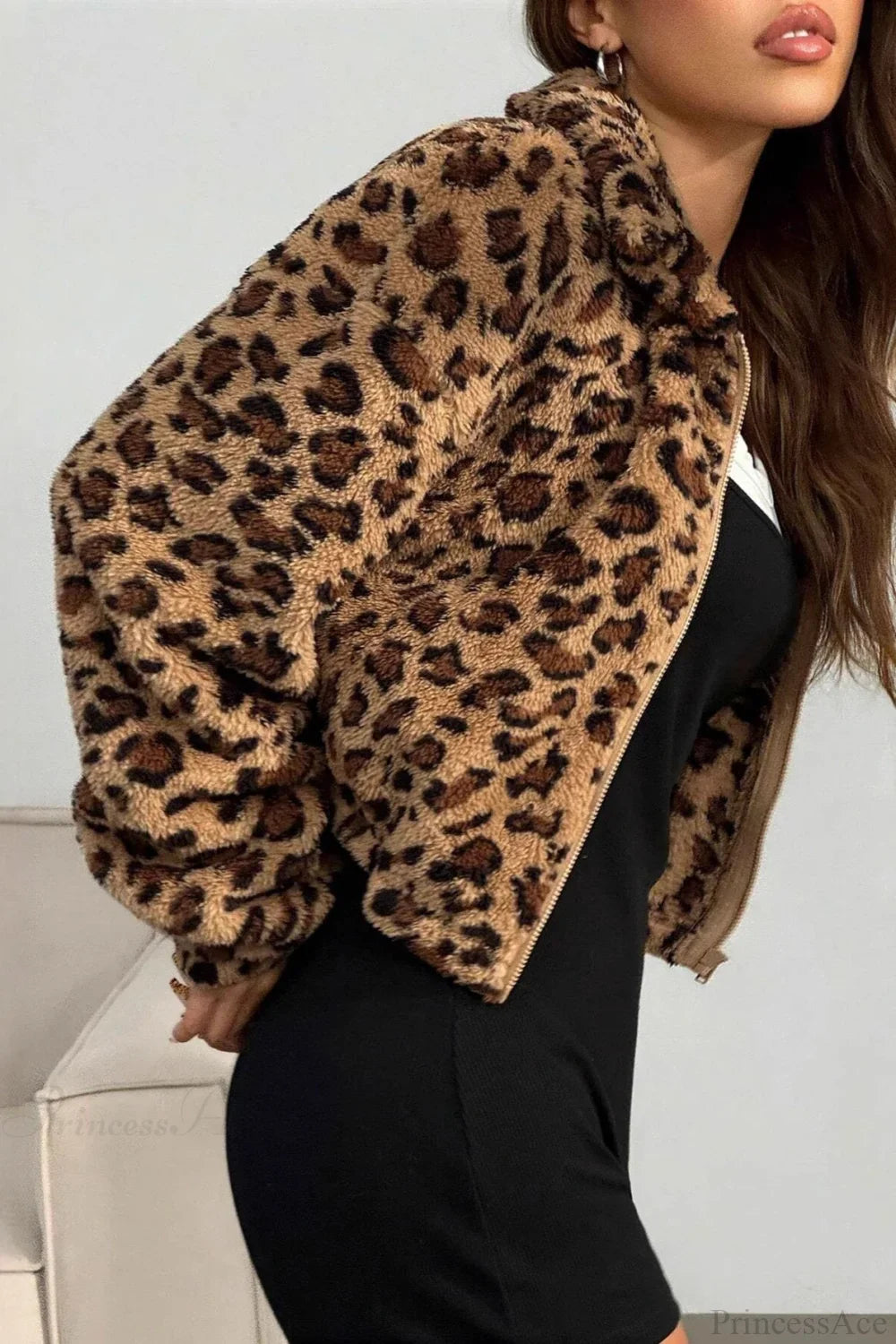 Thickened Short Leopard Print Relaxed Fuzzy Coat image 5