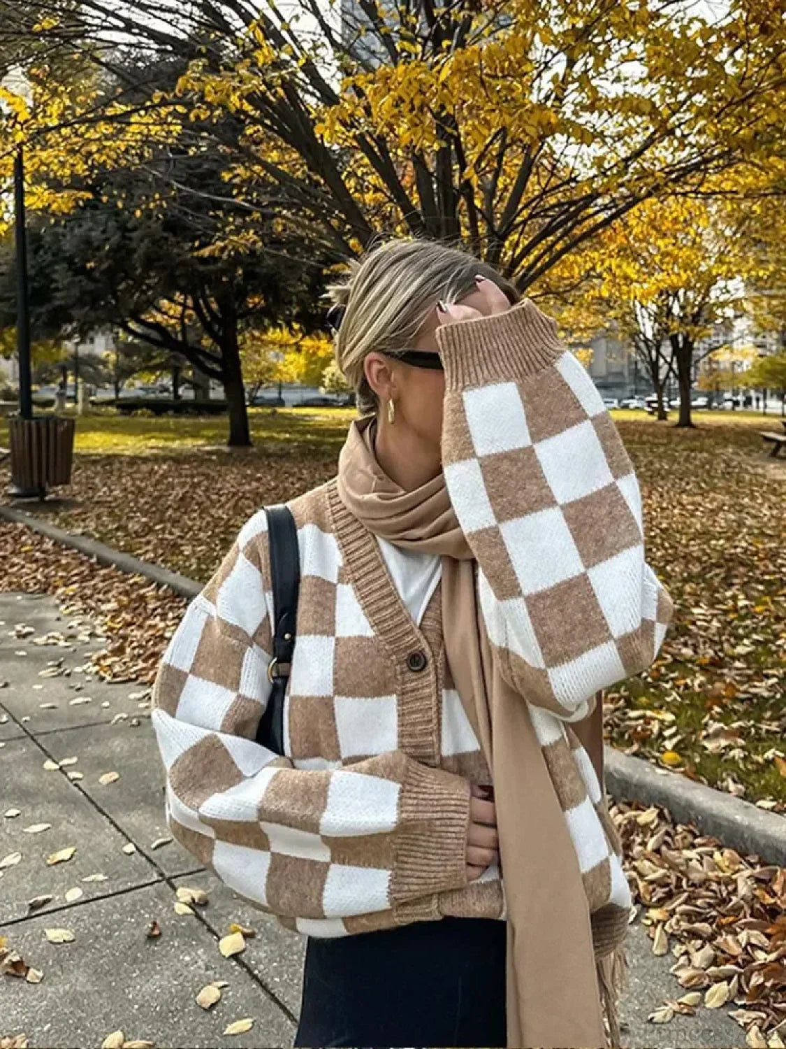 V-neck Square Printed Color Block Cardigan image 1