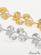 Vintage Alloy Graceful Leaf Design Necklace image 4