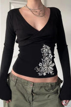 Vintage Floral Print V-Neck Black Slim Long Sleeve Tee image 4