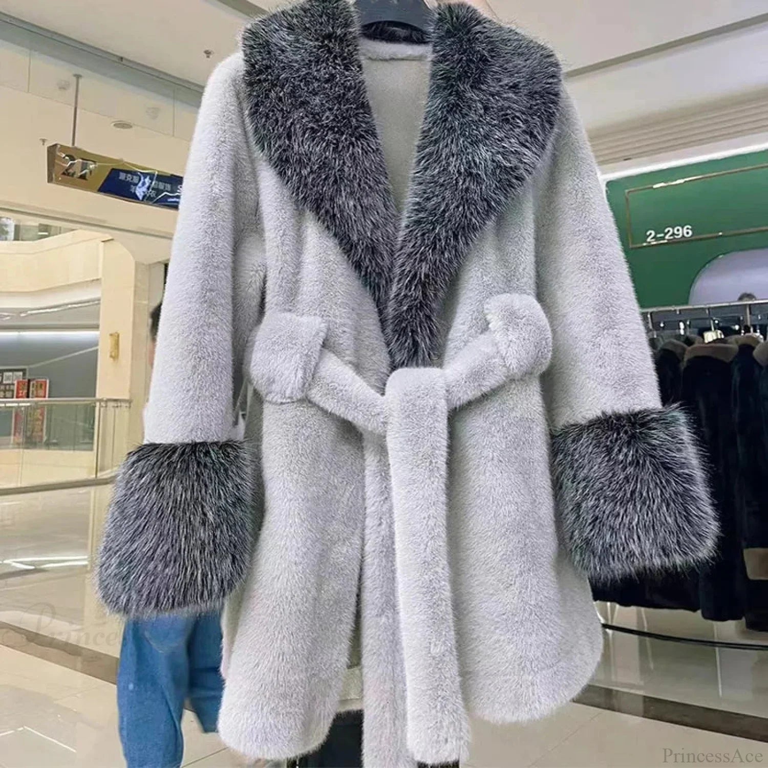 Vintage Fox Fur Belted Luxury Coat image 6