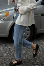 Vintage High-Rise Straight-Leg Pencil Fit Jeans image 5