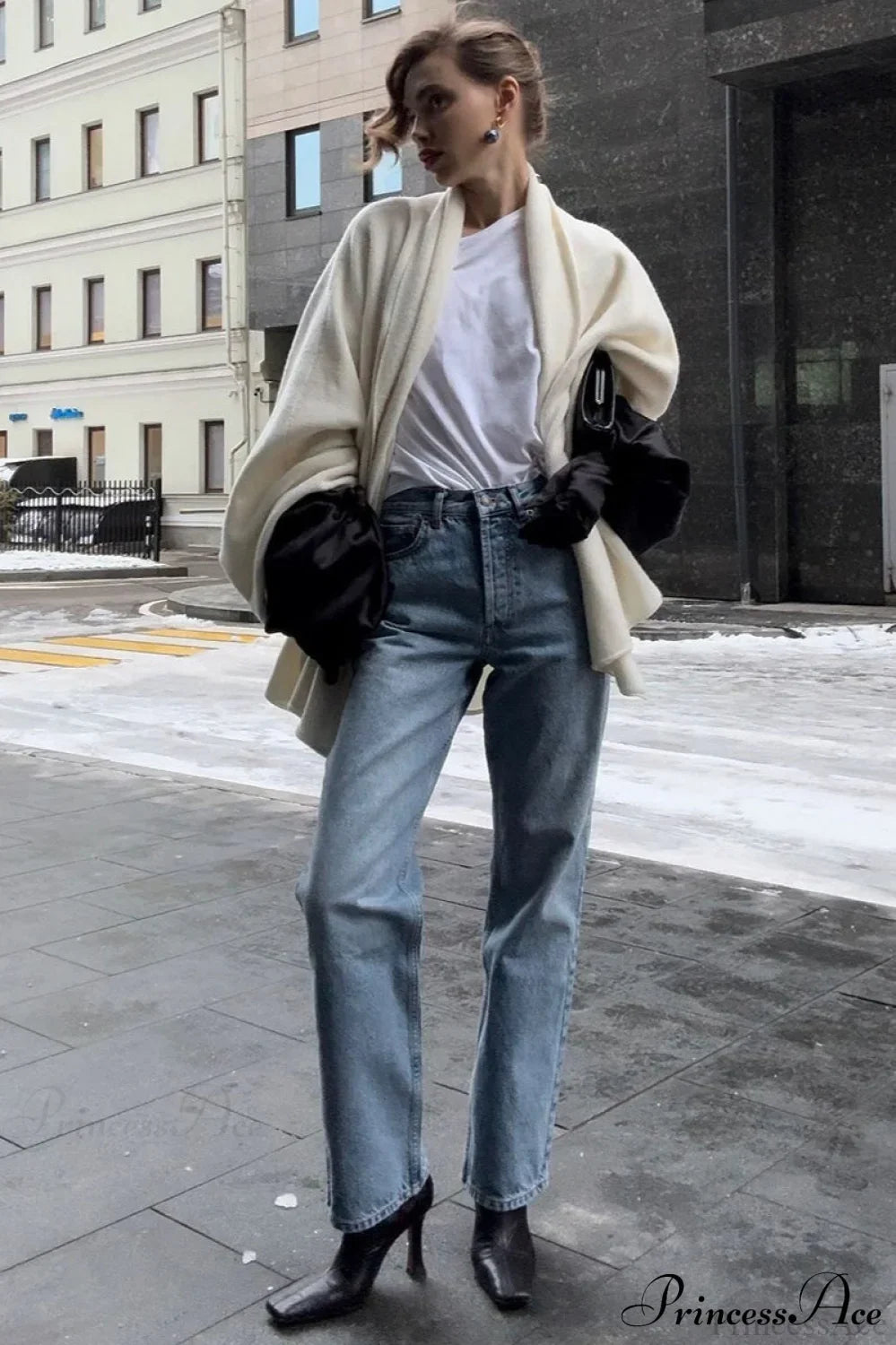 Vintage High-Rise Straight-Leg Pencil Fit Jeans image 4