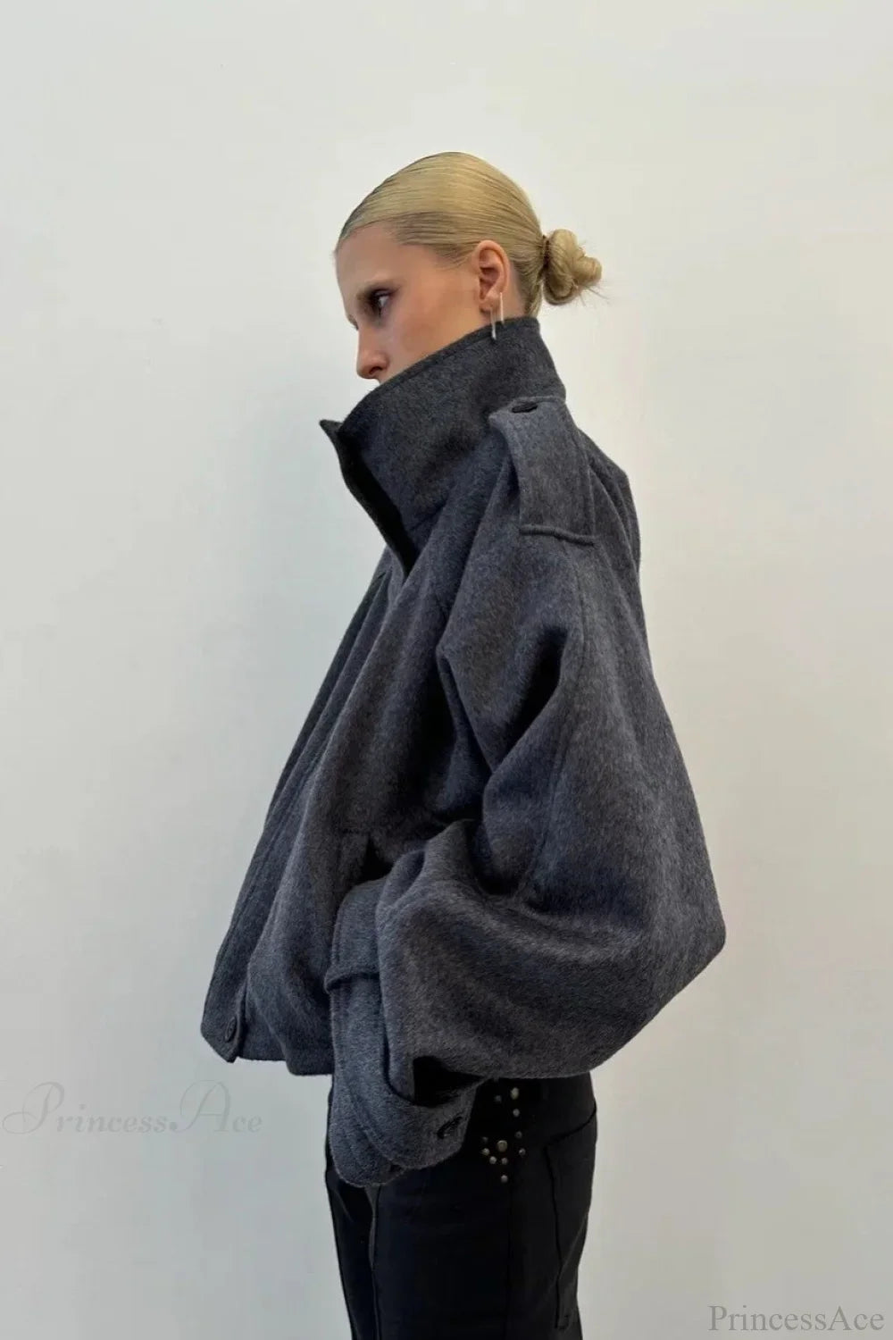 Vintage Stand Collar Buttoned Short Wool Coat image 5