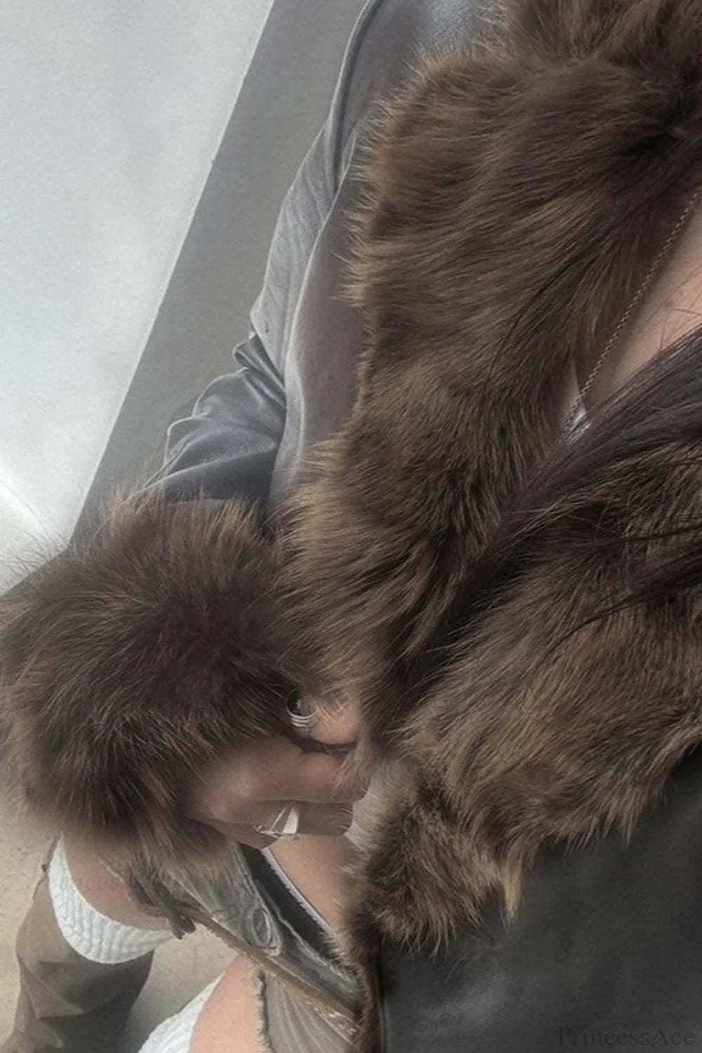 Vintage Y2K Furry Collar Leather Waist - Cinching Jacket image 4