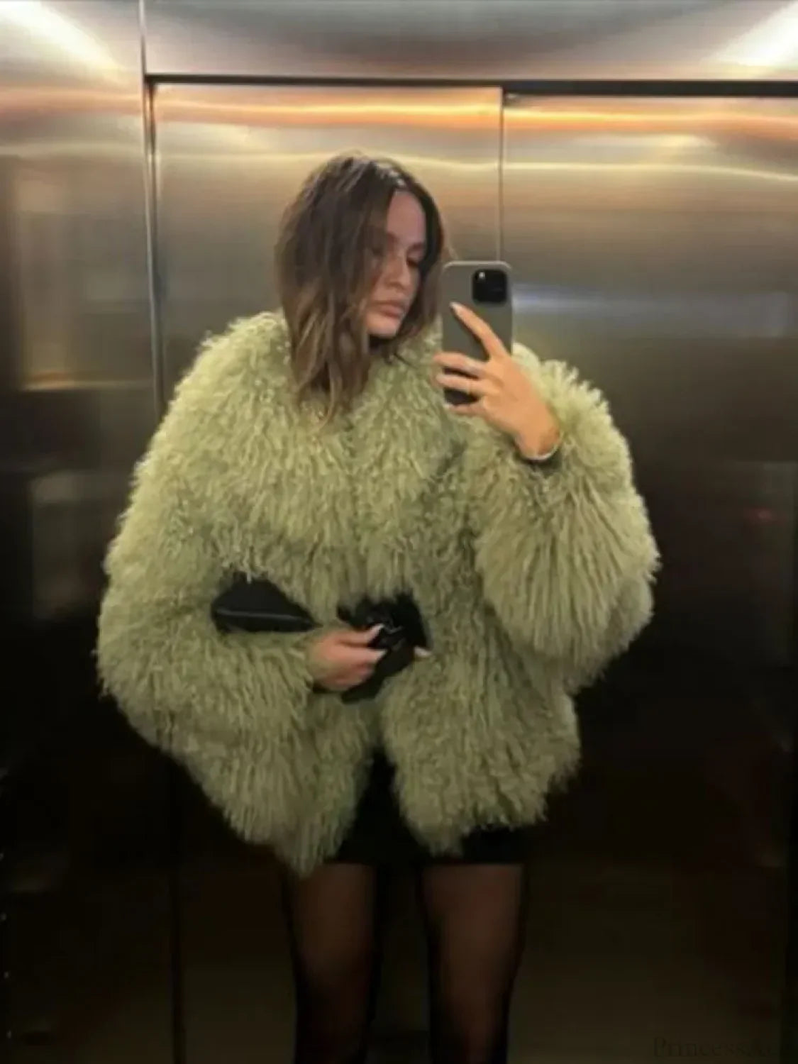 White Thicken Cropped Coat image 9