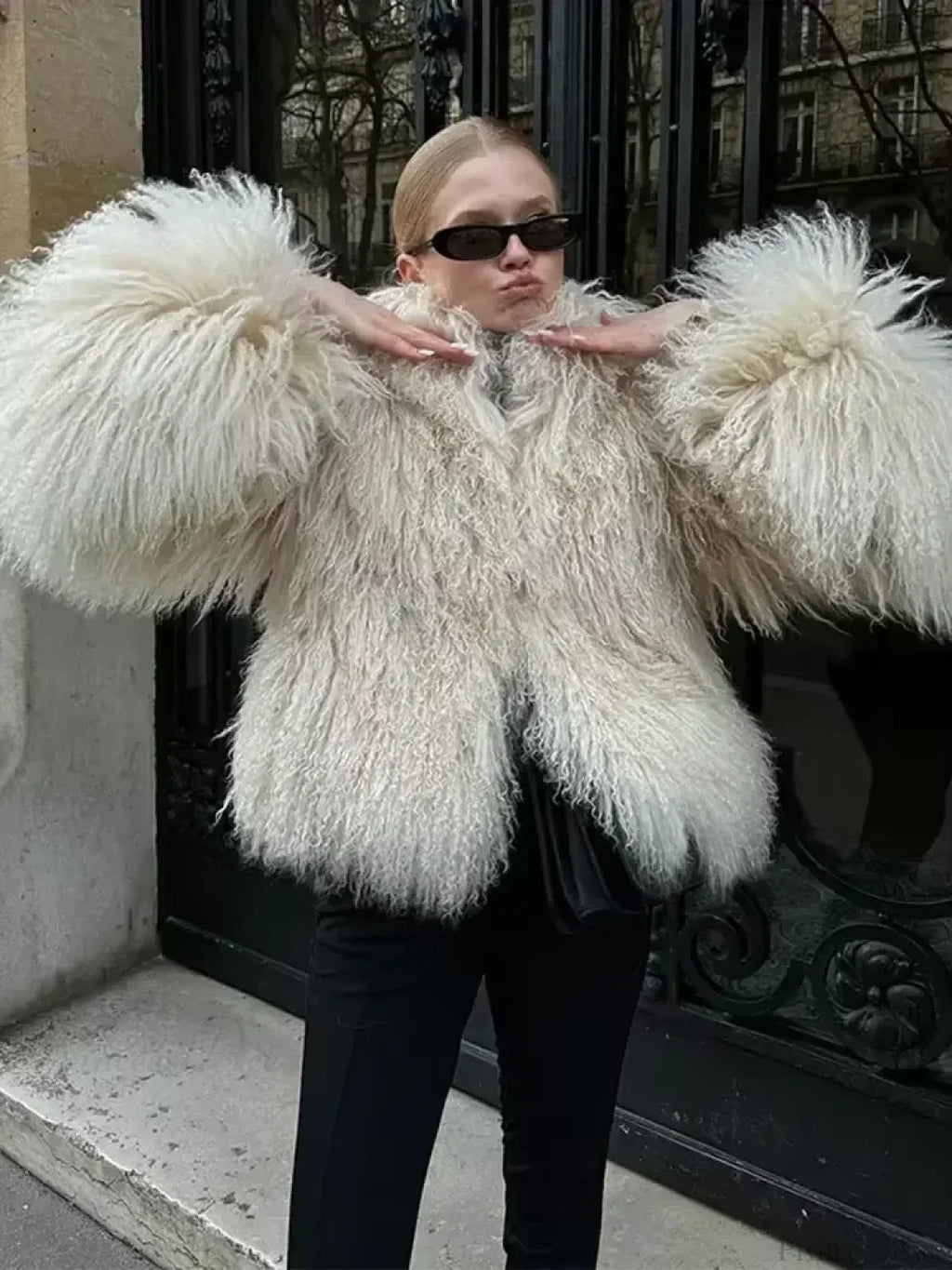 White Thicken Cropped Coat image 6