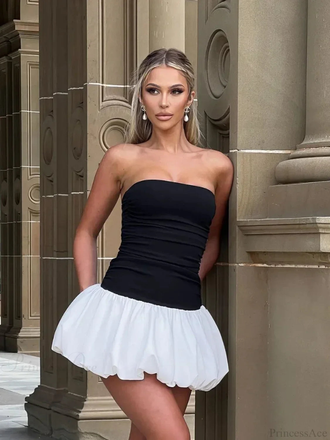 Women Chic Skinny Spliced Backless Flower Bud Mini Sexy Party Dress image 1