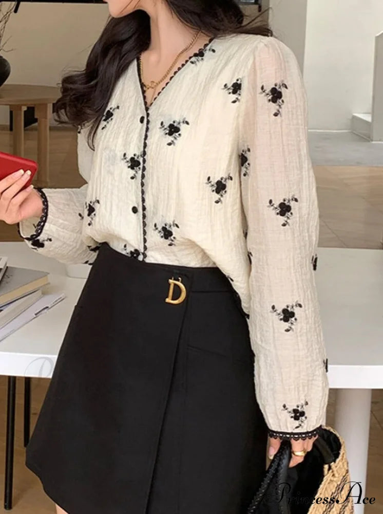 Women's Button Blouse Up V Spring Neck Long Arm Patterned Casual Top image 2